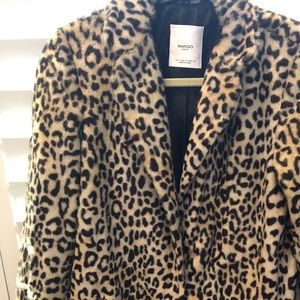 Faux leopard coat from Mango. Worn 1x.
